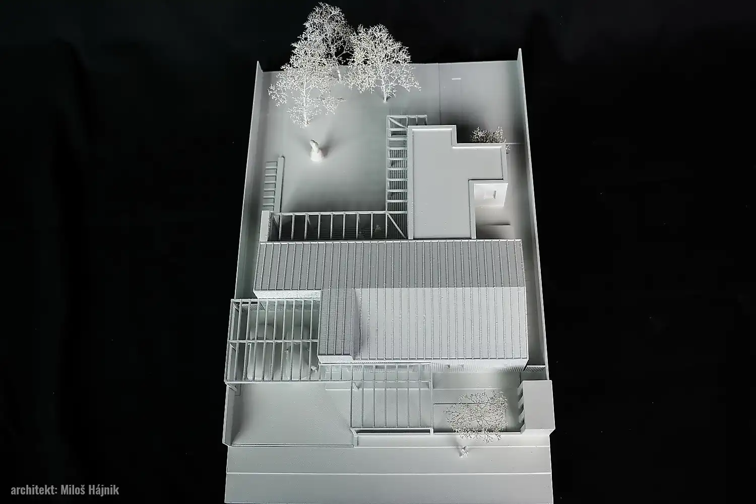 Architektonický model vytlačený 3D tlačou. Rodinný dom vo&nbsp;Vajkovciach. Rodinný dom vo&nbsp;Vajkovciach